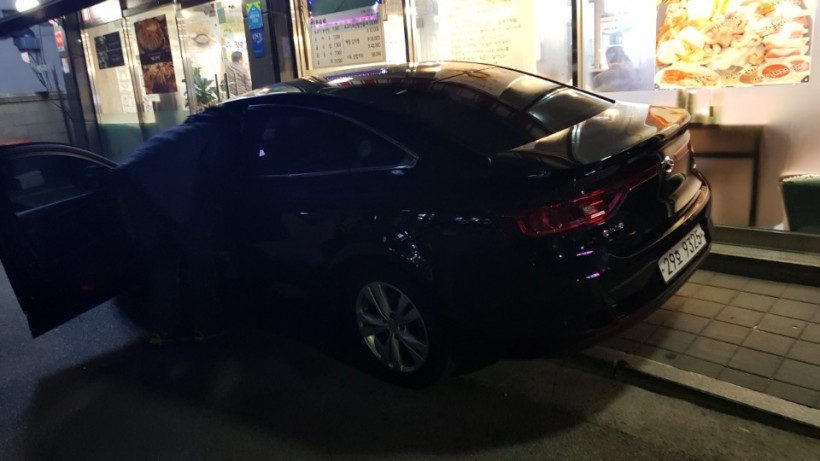 a801a9e6cc085f5c92545ad31e57fe56_1517216