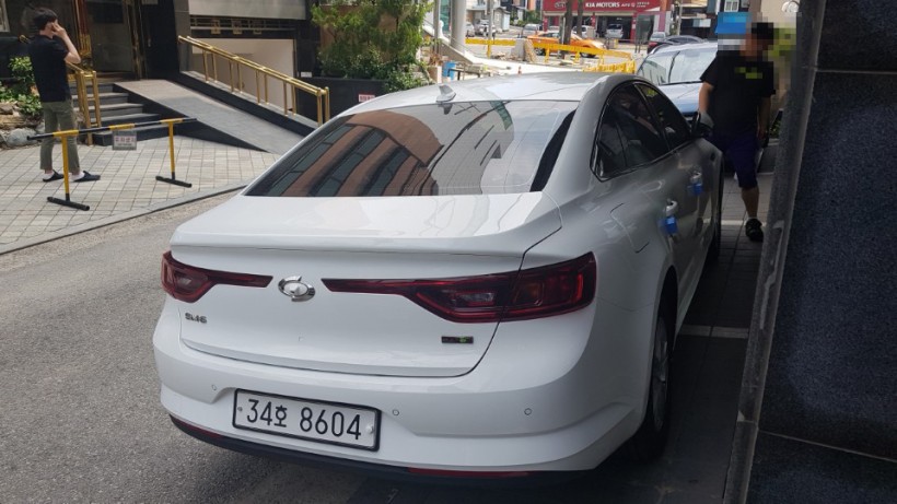 0781da16863f35a4af1468d4c455d949_1532931