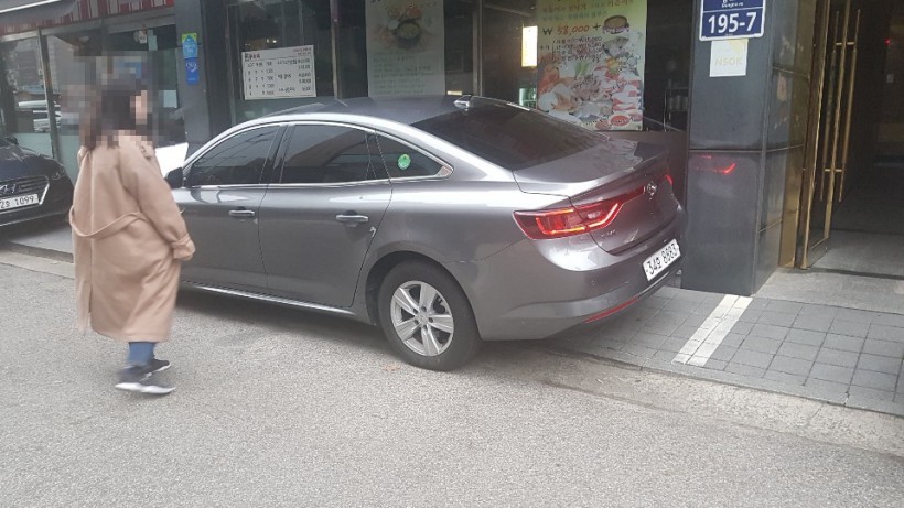 a06cfd5d3bc57e0c9cc54e2d22905898_1542871