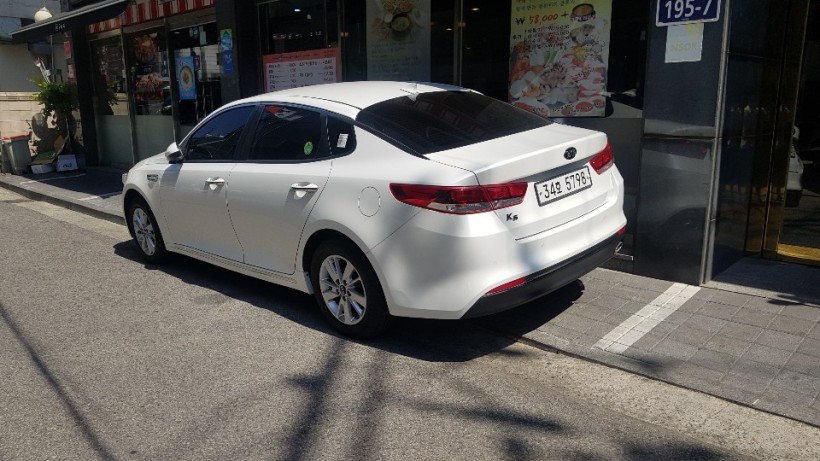 4112f24661fd5451a67df7865e21ea0e_1557301